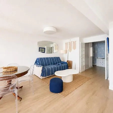 Vue Mer, Terrasse, Parking Et A Pied *