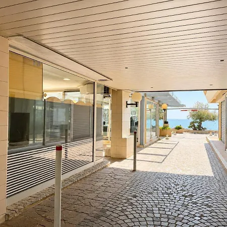 Vue Mer, Terrasse, Parking Et A Pied *